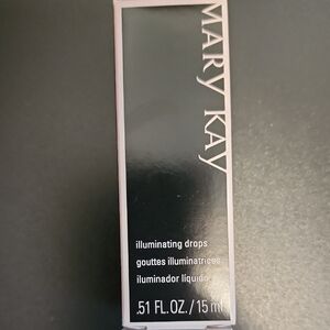 Mary Kay Black Highlighter for a Luminous Finish